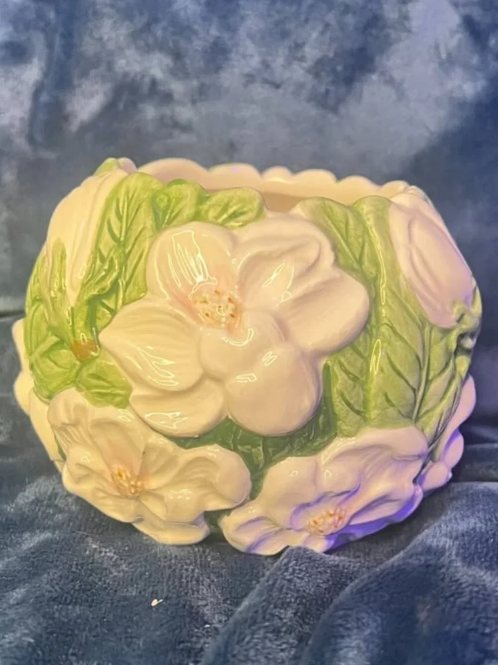 Vintage World Bazaar Ceramic Magnolia Planter/Bowl with Raised Floral Design